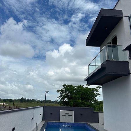 Sara Villa Lonavala Esterno foto
