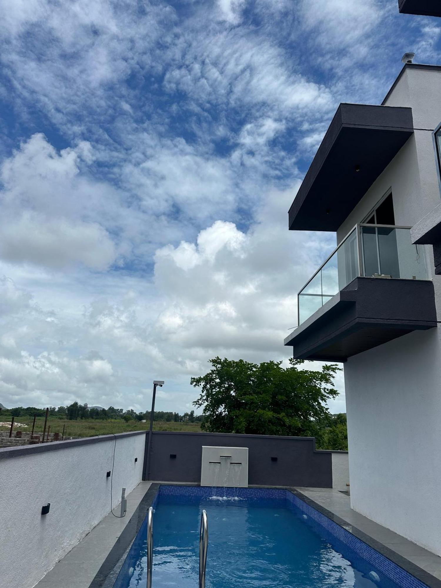 Sara Villa Lonavala Esterno foto